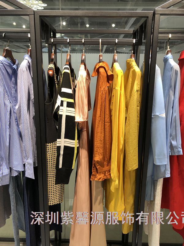 新品四季女裝**折扣女裝供應走份