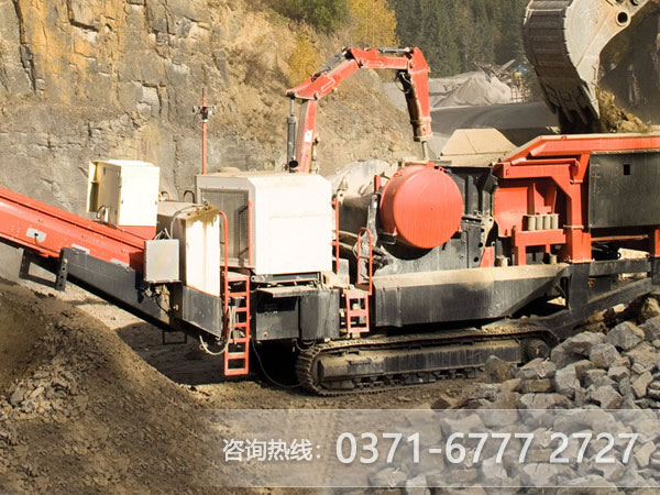 移動建筑垃圾粉碎機為何被稱為綠色環保型ZLL73