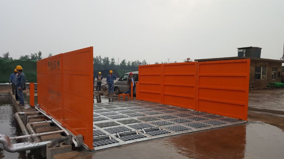 膠南市工地門口洗車機|工程洗輪機|建筑工地沖洗機|華杰牌
