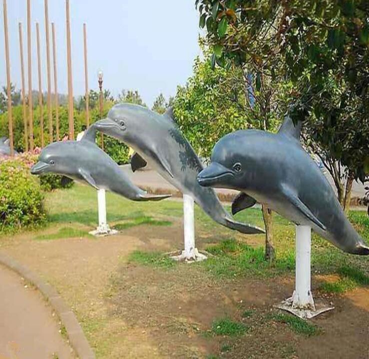 園林裝飾品-仿真海洋生物玻璃鋼海豚雕塑