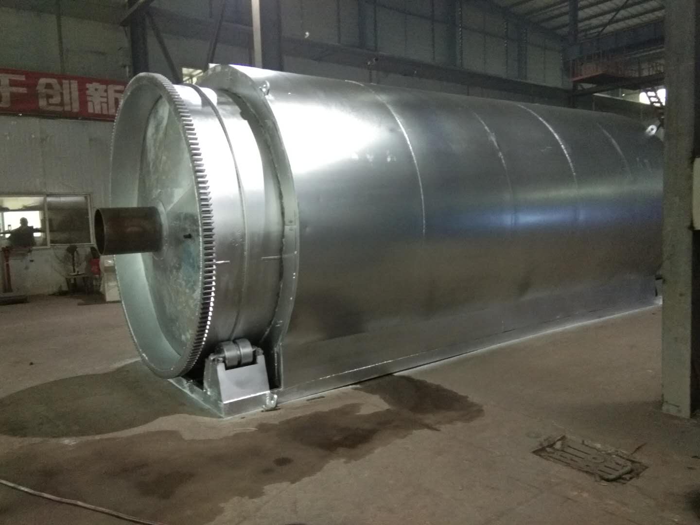 **的廢機油提煉再生設備哪里有賣-新疆廢機油提煉再生設備廠家