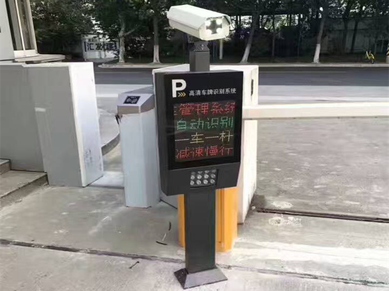 **的廠家**_廠家柵欄平開門在哪有賣
