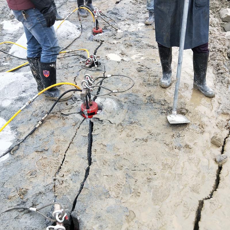 基坑巖石破碎柴動劈裂器