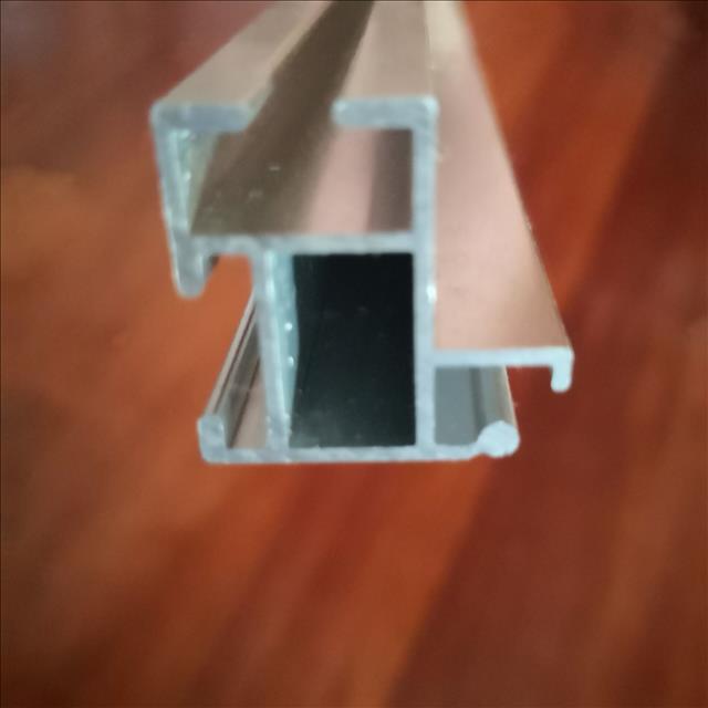 汕頭**機械設備鋁型材促銷