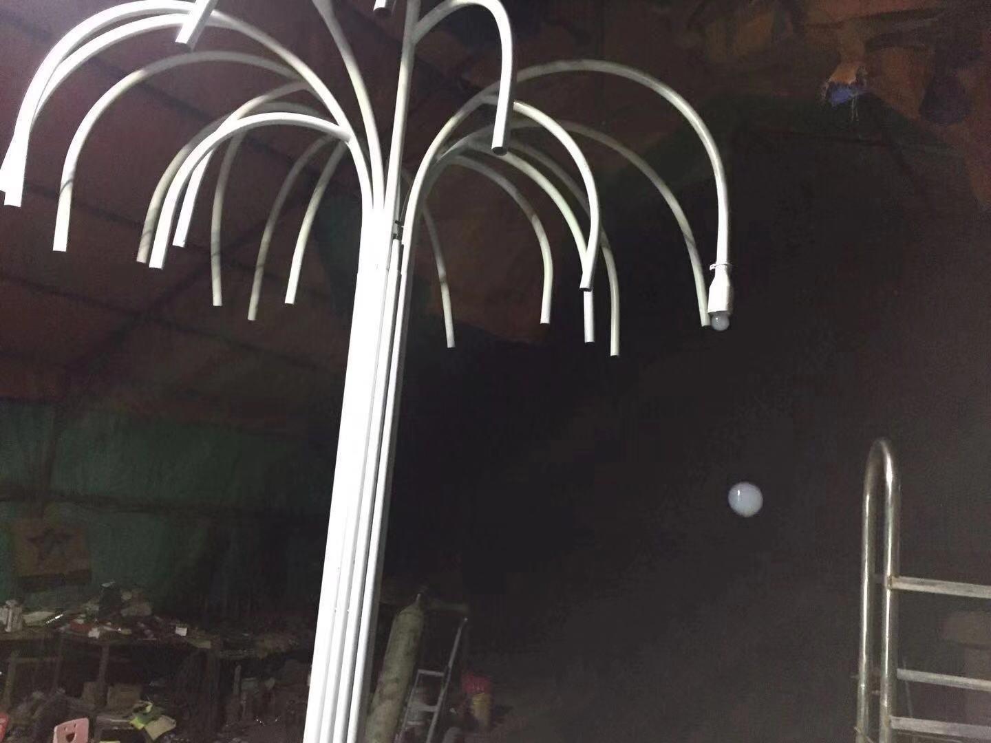 福建創(chuàng)意煙泡樹 藍胖子