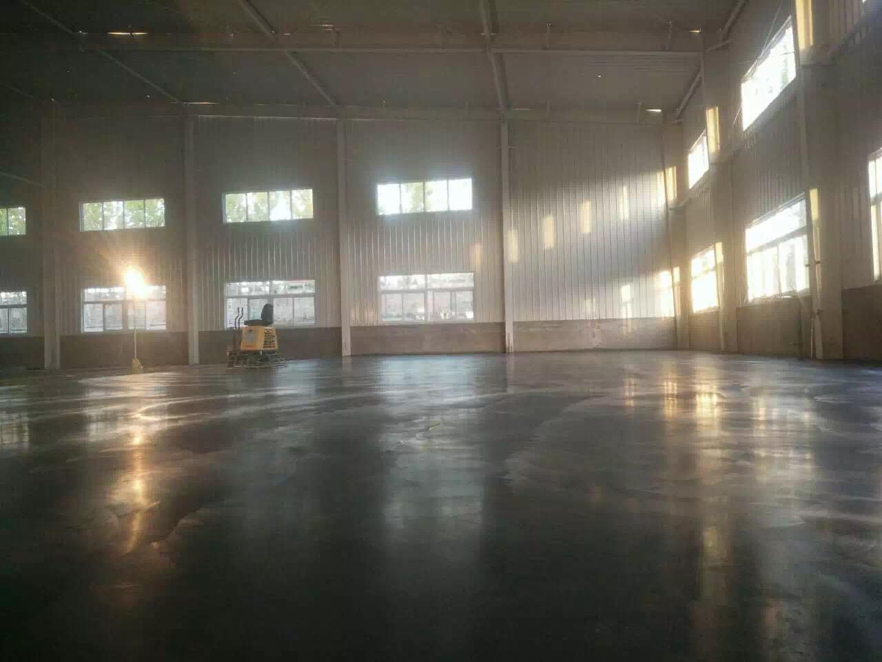 東方水泥地無塵固化 專業的施工團隊