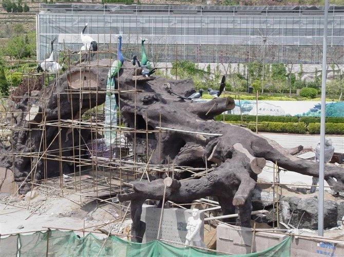 黔南專業仿真樹大門制作