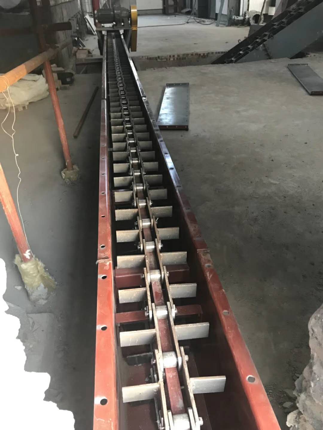 廠家供應刮板輸送機 FU型拉鏈機 埋刮板機 鏈式輸送設備 保質保量