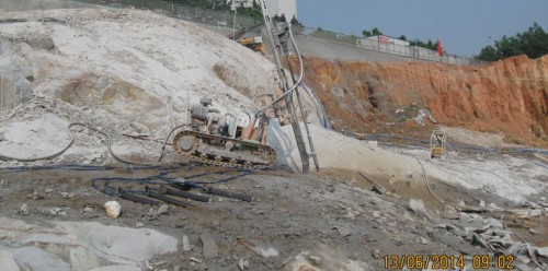 珠海液压岩石劈裂机矿山开采爆破机械设备