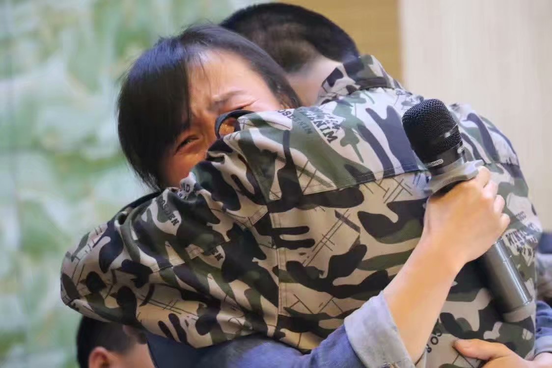 固原小孩愛玩游戲怎么制止 愛玩游戲