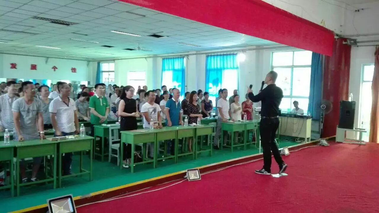 忻州男孩逃學怎么辦 不喜歡去教育咨詢 孩子厭學怎么管教