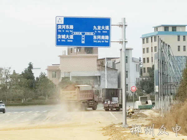 交通信號燈廠家|買**的郴州交通信號燈當然是到眾申交通設施了
