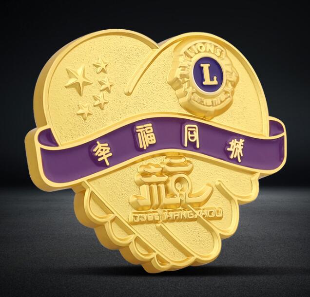廣東獅子會會徽定制，電鍍珍珠金胸章，隊徽定制工廠