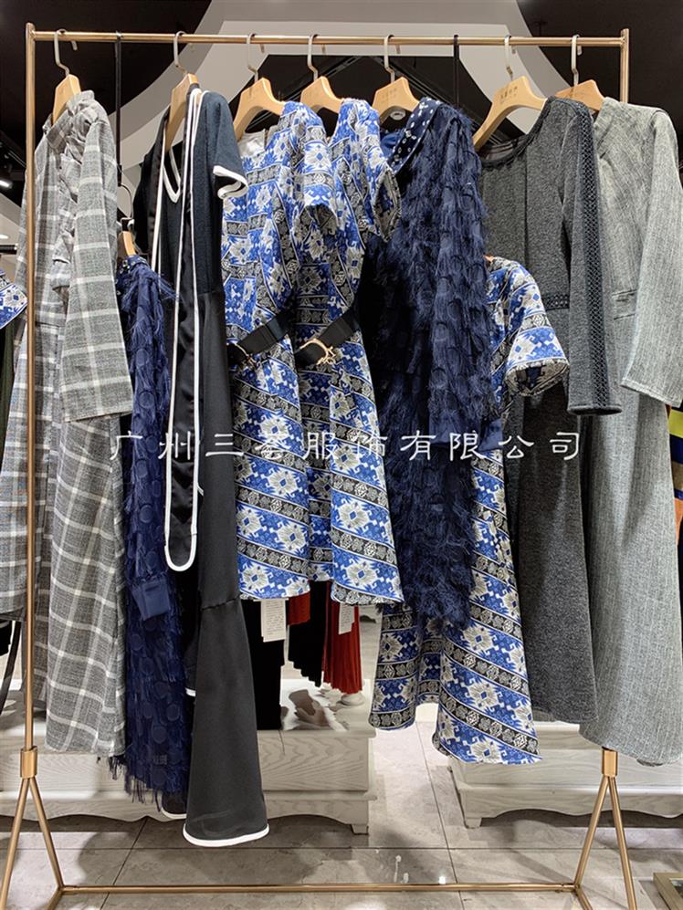 重慶專柜品牌尾貨品牌女裝 專柜品牌尾貨 布卡