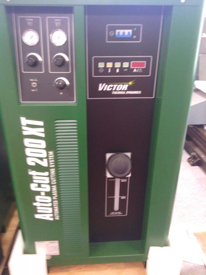 美國飛馬特AC200電源