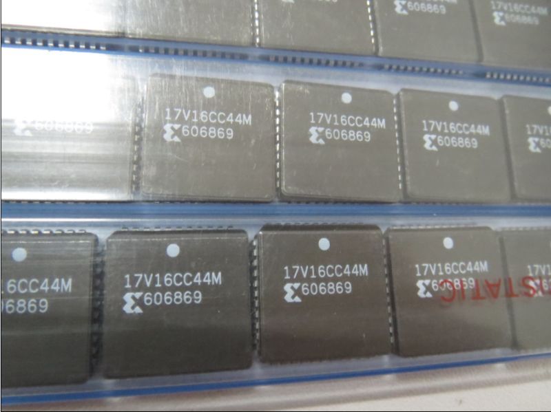 XC6SLX9-3TQG144I  希羅斯專業分銷