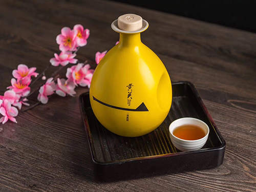 蘭州桂花米酒代理_陜西名聲好的甘肅黃關(guān)黃酒供應(yīng)商