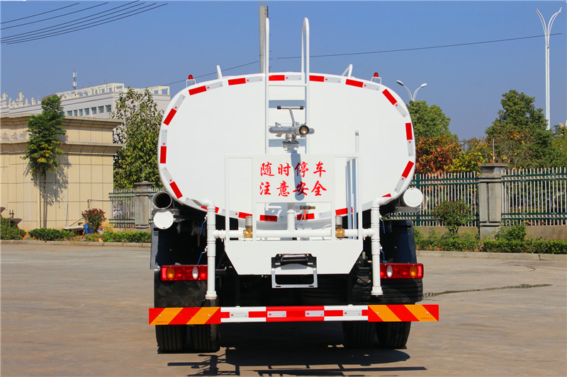 肇慶國五東風天錦灑水車哪里有賣 噴灑水車 **款