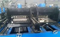 車廂板自動(dòng)生產(chǎn)機(jī)器