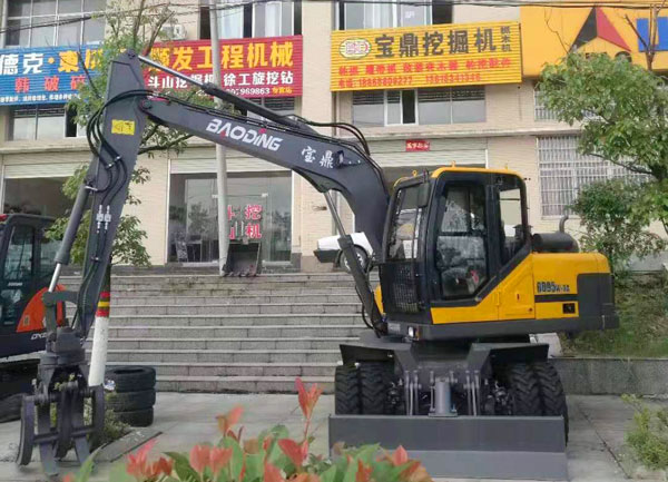 湛江全新輪式抓木機 裝木頭機