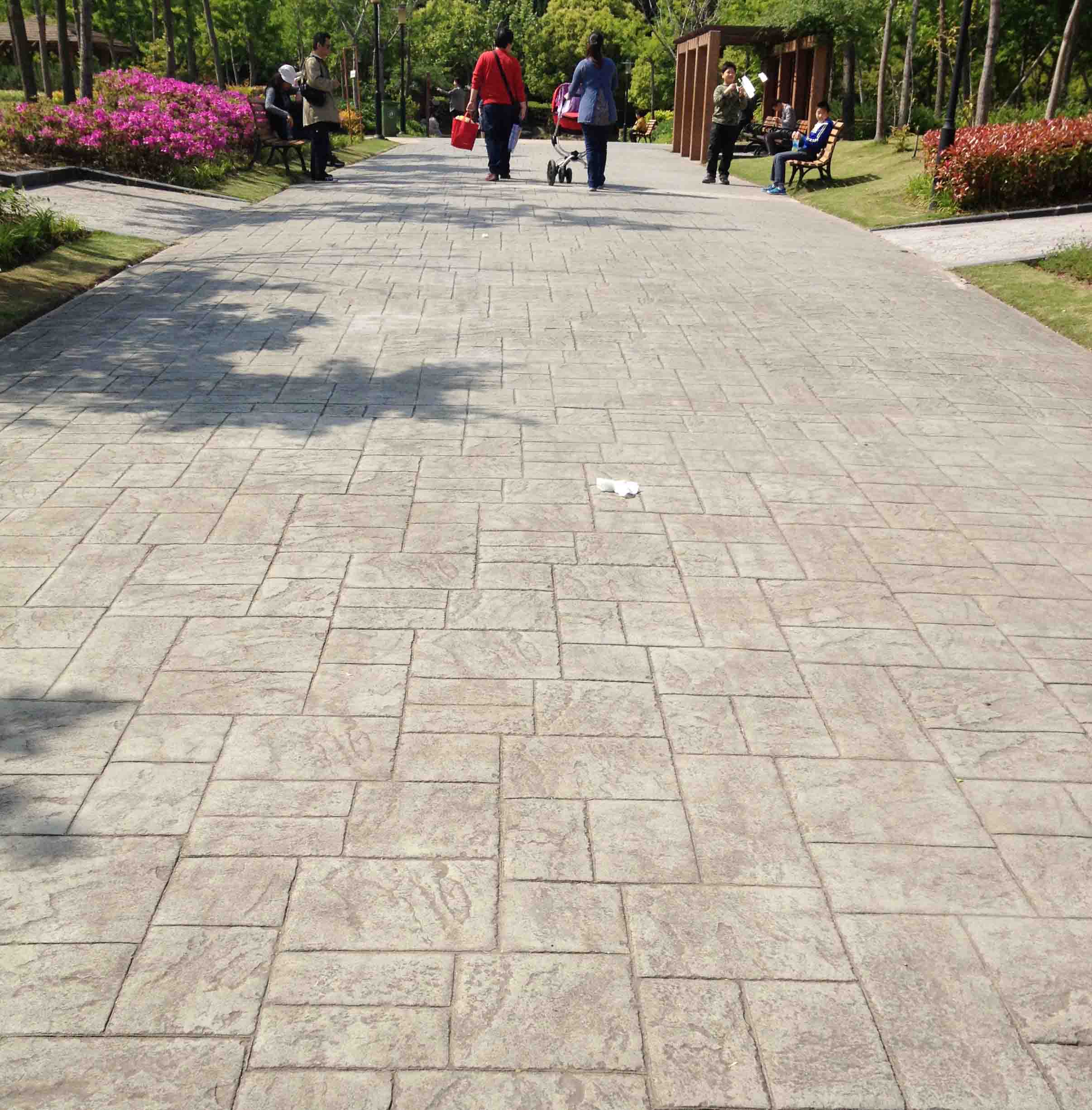 浙江寧波地區廠家直供壓花地坪壓模地坪  江蘇撰石景觀