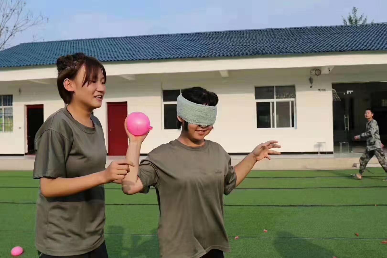 安陽初中生孩子逆反教育咨詢 思圖勵(lì)志