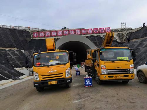 西盟縣路燈安裝車出租公司