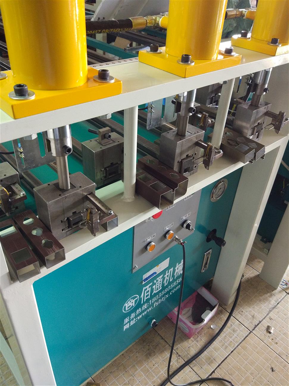 福建鐵管沖孔機器 液壓沖孔機 一機多功能