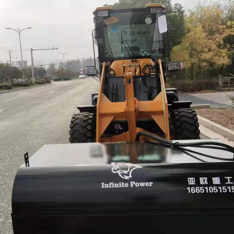 水穩清掃機報價 30鏟車配清掃