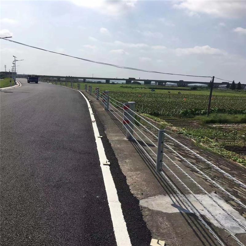 公路缆索护栏厂家