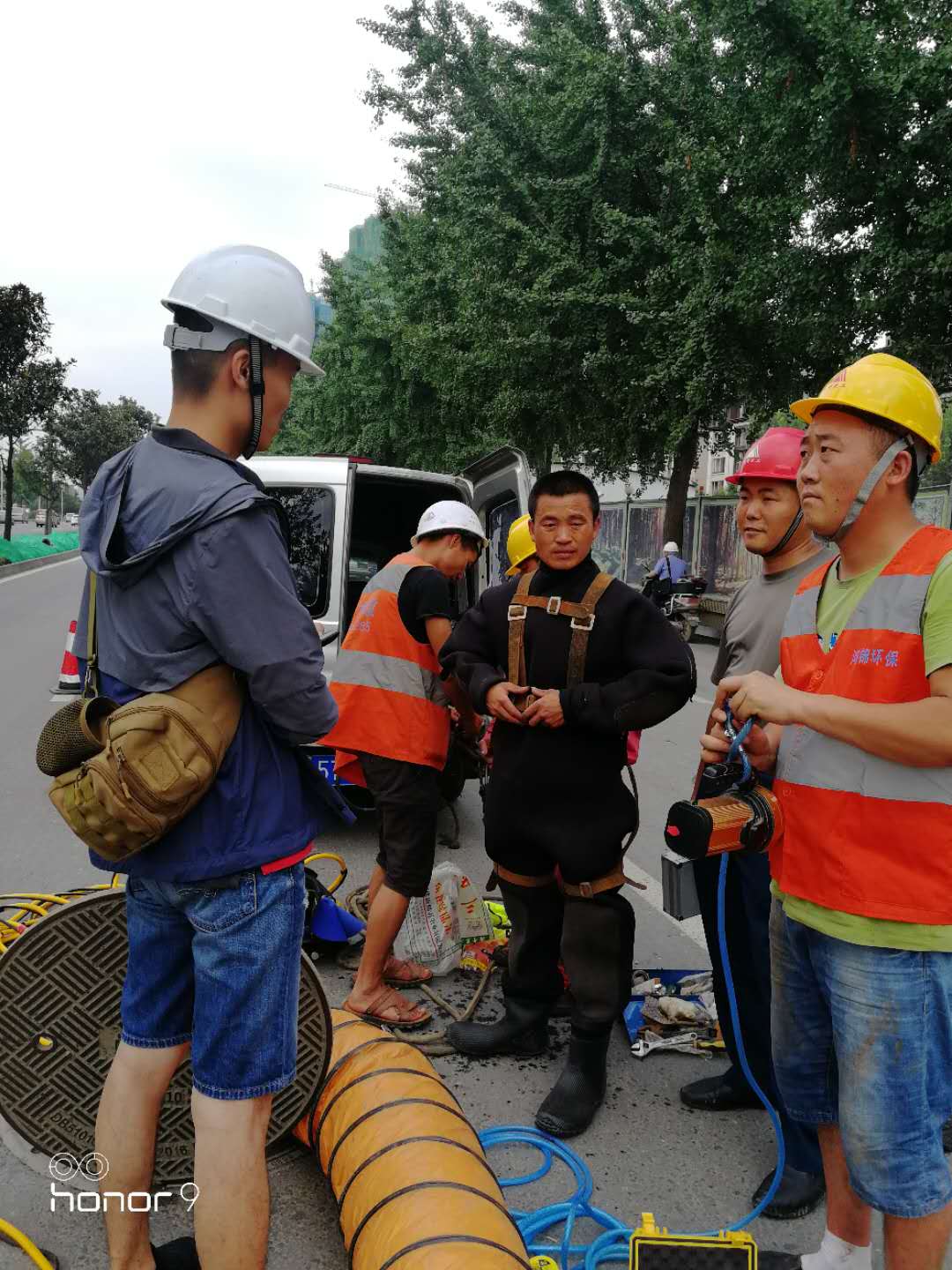 小区污水管道清淤