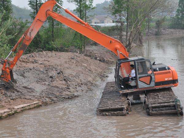 河道清淤泥漿分離脫水設備 水陸挖掘機租賃 出租費用