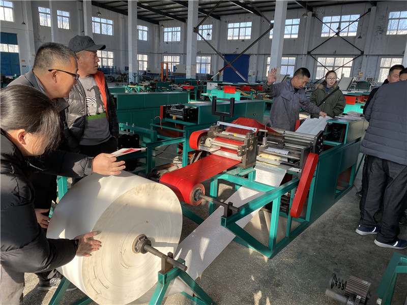 枇杷果袋機廠家 小型果袋機