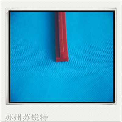 供應紅色硅膠T型耐磨損密封條