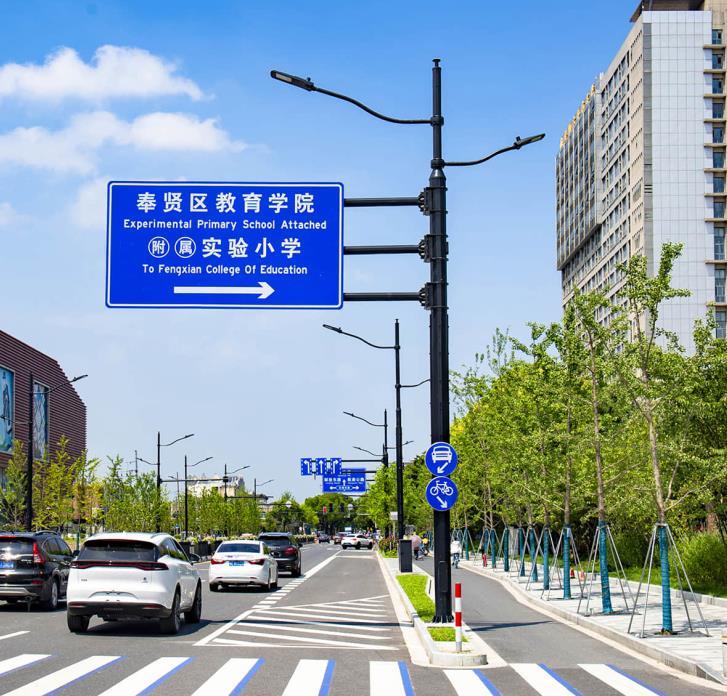 共杆共箱LED路灯价格