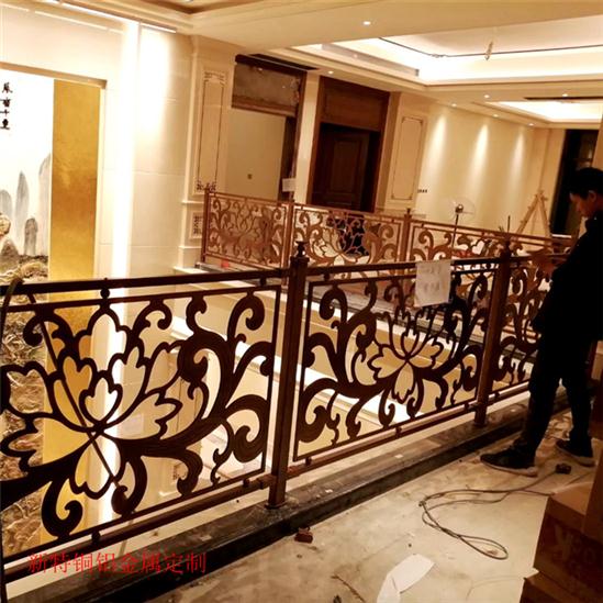 吉林實(shí)用銅樓梯扶手圖片大全 銅藝樓梯欄桿 討人喜歡