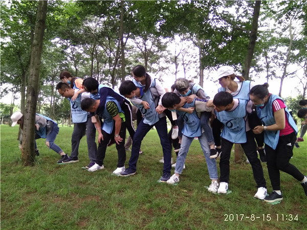 昆明拓展訓練公司 趣味運動會集體項目8個