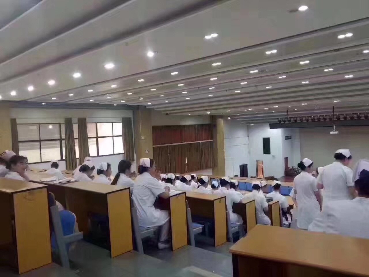 眉山醫學高職擴招招生