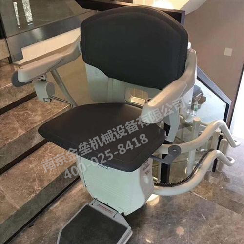 無障礙升降平臺(tái) 金壘升降平臺(tái)定制