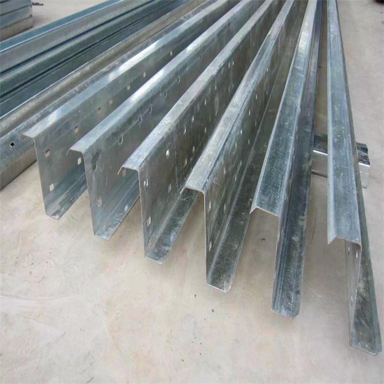 z型鋼檁條機 烏魯木齊Z型鋼廠家