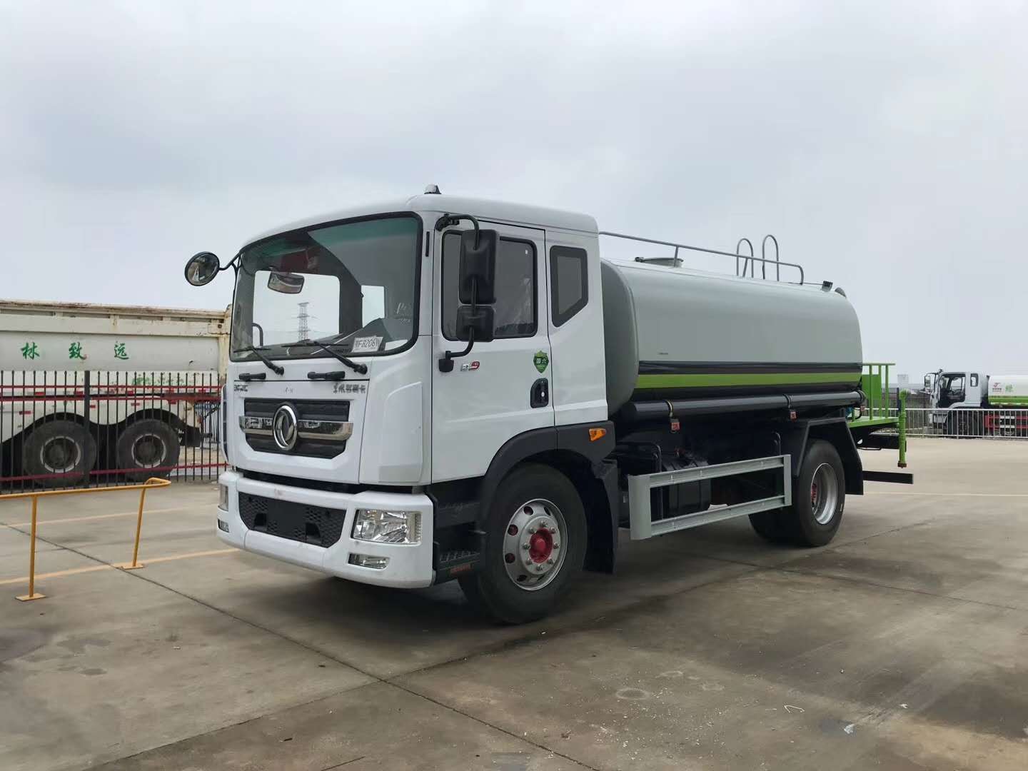 泉州**環衛環衛綠化噴灑車報價 農藥噴灑車 全面聯保