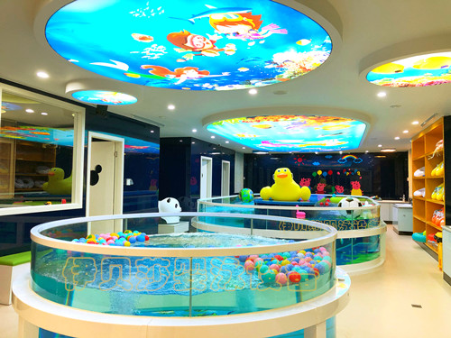 內蒙古新款正圓環流玻璃游泳池