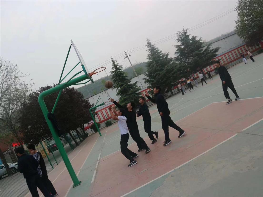 孩子早戀怎樣管教 重生教育