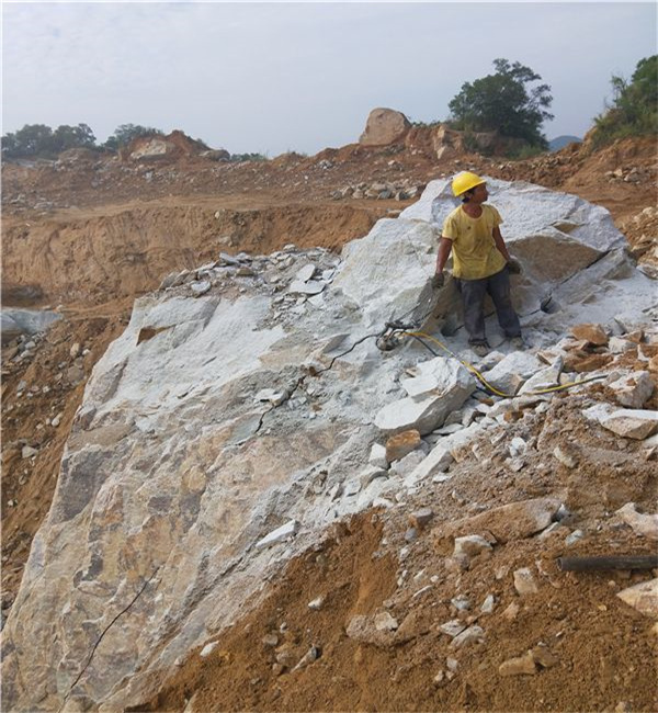 东莞矿山开石大型岩石劈裂器厂家