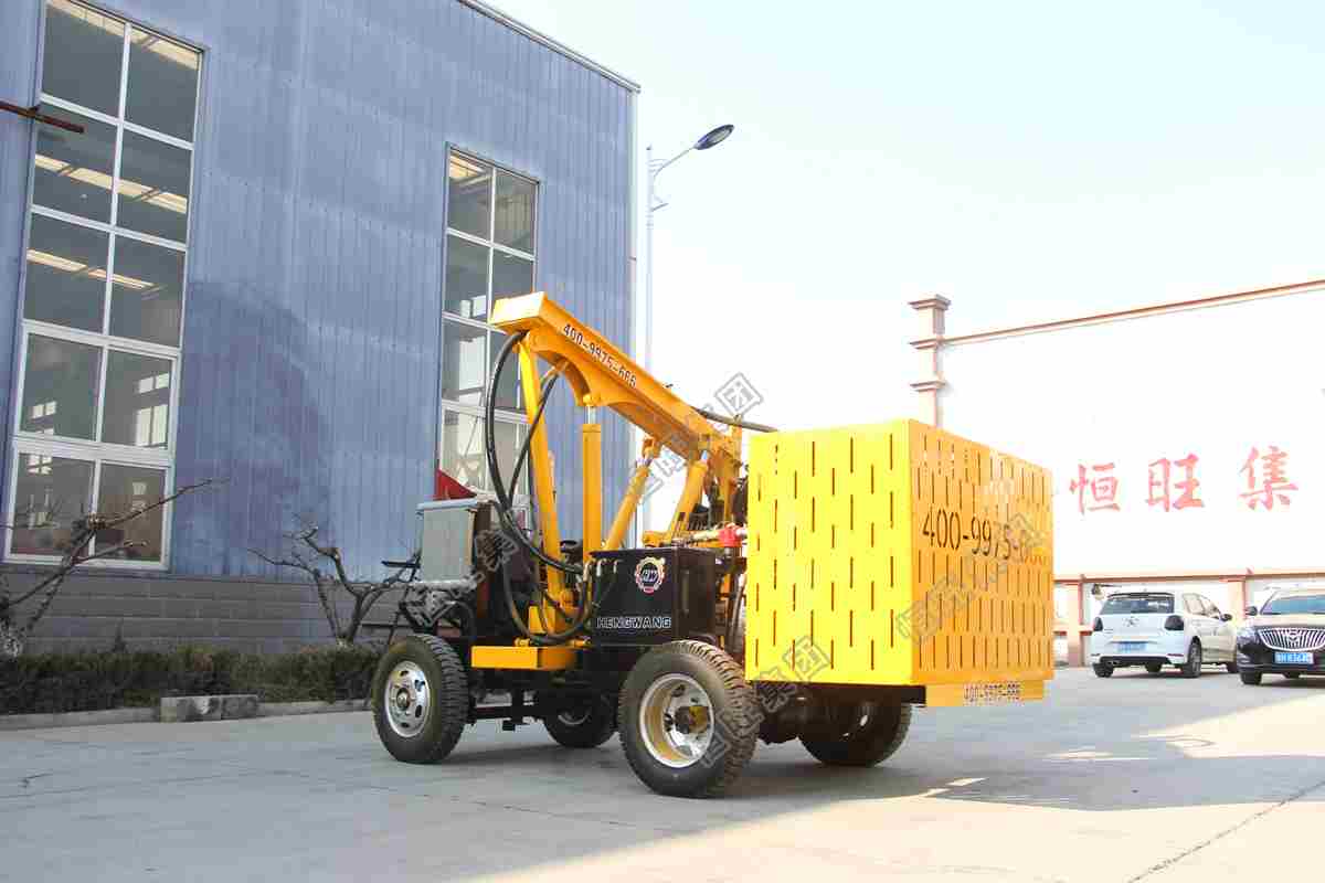 供應護欄打樁機 小四輪護欄打樁機 公路護欄打樁機