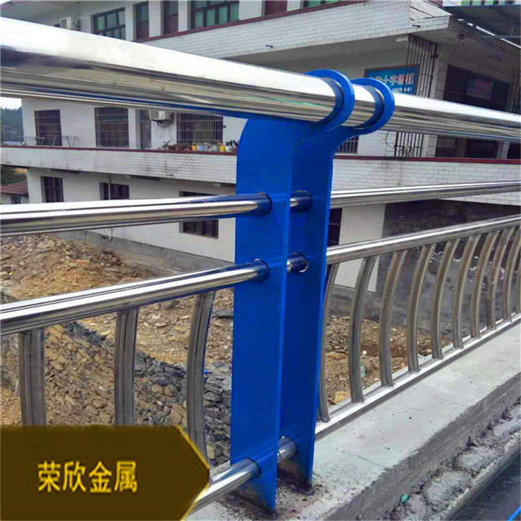 江蘇燈光護欄供應廠家
