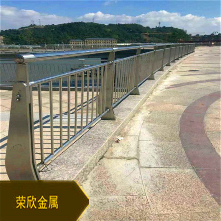 湖州燈光護(hù)欄價(jià)格