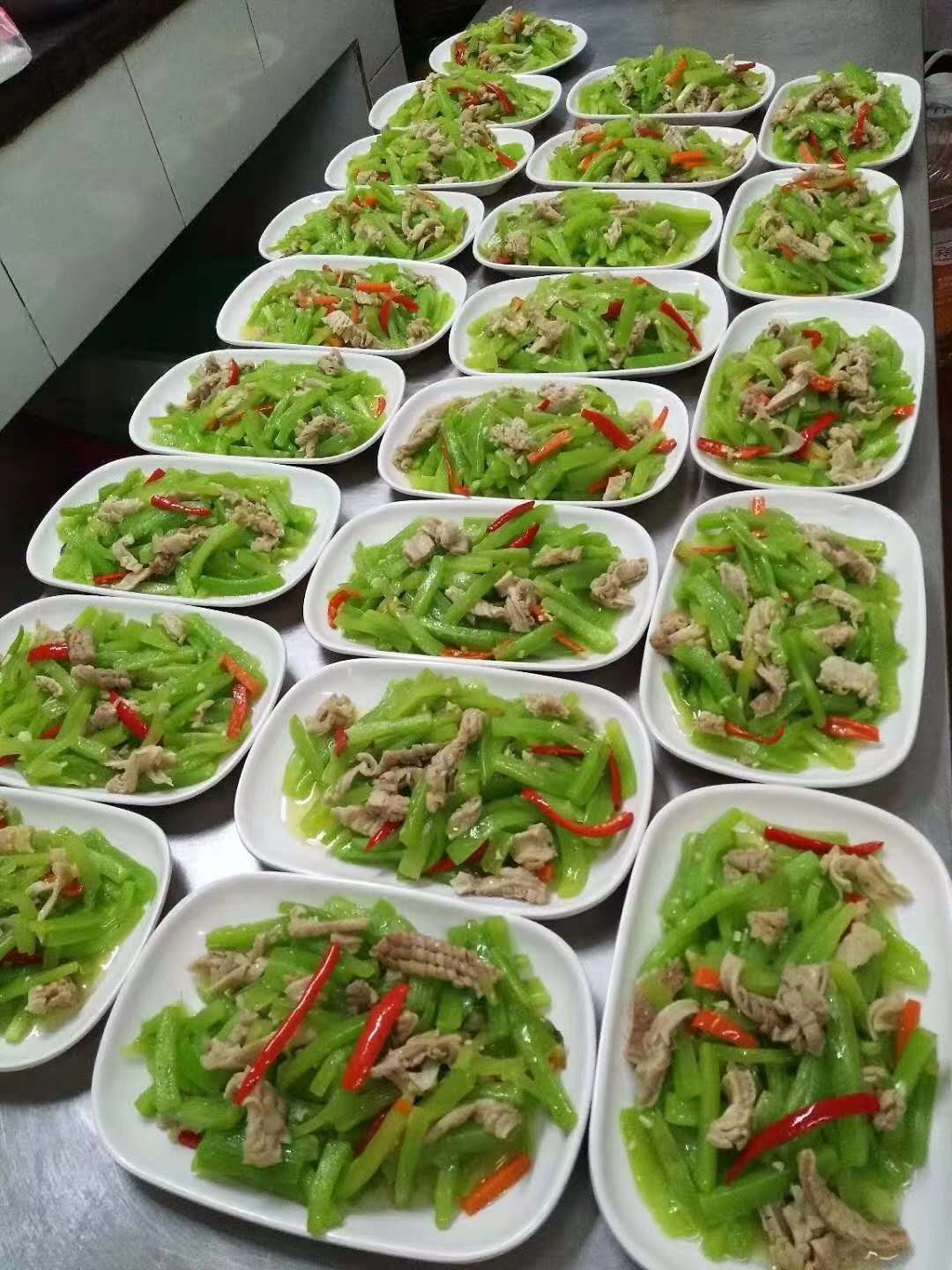 布吉工廠食堂承包電話 送貨上門