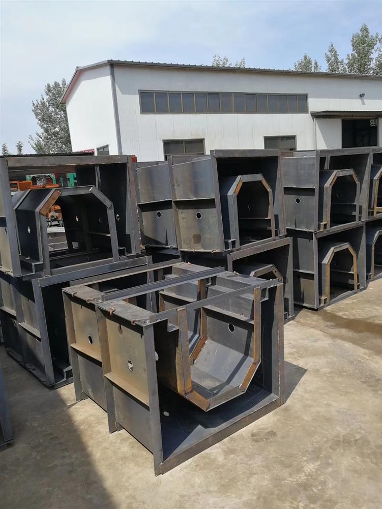 河北水泥U形槽鋼模具廠家