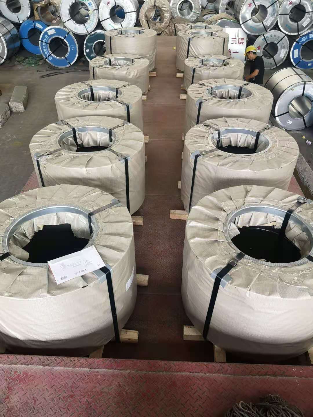 日標JSH270E深沖DD13酸洗分條